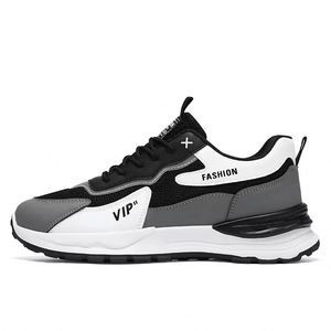 Chaussures de sport montantes pour hommes en cuir véritable, style marche, avec logo personnalisé, semelle épaisse et robuste, résistantes à l'usure, OEM/ODM - Product Image 4