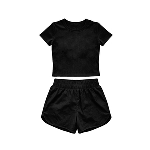 Ensemble de yoga pour filles, jupe rose unie à imprimé personnalisé GSSO3761, manches courtes, été, pour petites filles actives. - Product Image 2
