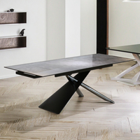 Table à manger extensible moderne et luxueuse, sur mesure, avec pieds en métal et plateau en verre trempé, pour la maison, l'hôtel, l'appartement
