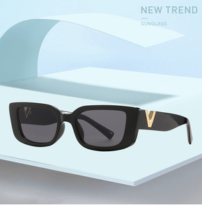 Les Plus Récentes <span class=keywords><strong>Lunettes</strong></span> <span class=keywords><strong>de</strong></span> <span class=keywords><strong>Soleil</strong></span> <span class=keywords><strong>Tendance</strong></span> et Chaudes <span class=keywords><strong>2023</strong></span>, Vente en Gros pour Vendeurs, Logo <span class=keywords><strong>de</strong></span> Marque Privée <span class=keywords><strong>Femme</strong></span>, <span class=keywords><strong>Lunettes</strong></span> <span class=keywords><strong>de</strong></span> <span class=keywords><strong>Soleil</strong></span> Vintage en Bois avec Logo - Product Image 4