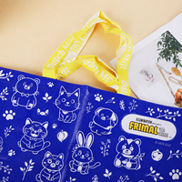 Sac fourre-tout en PP tissé personnalisé avec motif dessin animé, grande capacité, réutilisable, avec poignées jaunes pour la vente au détail