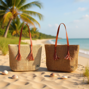 Borsa a Spalla in Paglia Intrecciata con Nappe e Dettagli Traforati 45x33x15cm, Borsa Estiva da Spiaggia per Donna - Product Image 2