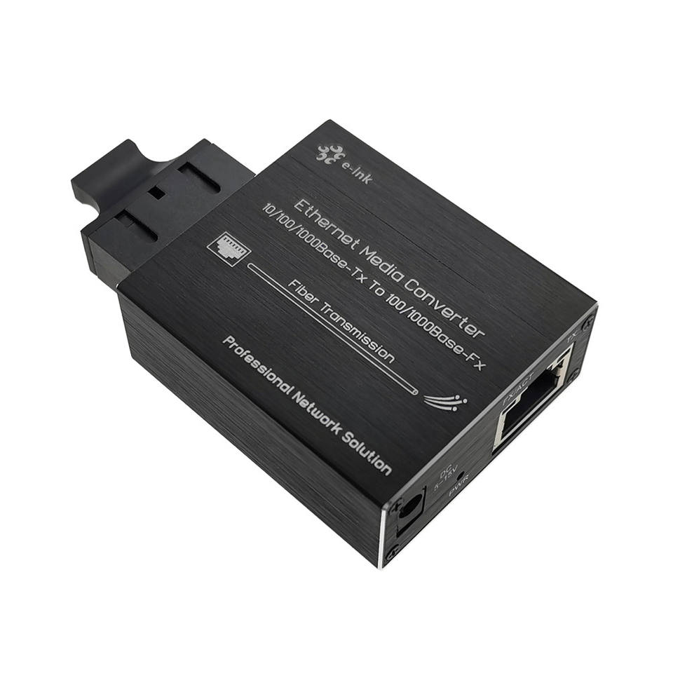 Micro Type Gigabit Ethernet Media Converter for 10/100/1000Base-TX to 100/1000Base-FX Fiber Optic Conversion