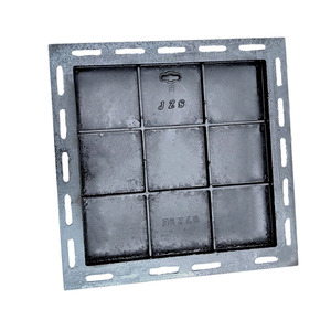 60x60 Ductiele Ijzeren Vierkante Putdeksel Afvoerrooster EN124 Standaard D400 Draagklasse OEM/ODM Gieterij Service Zwarte Asfaltverf - Product Image 3