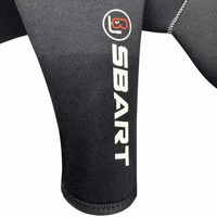 Wetsuit Neoprena 5MM Dua Bagian Berkerudung yang Dapat Disesuaikan OEM untuk Freediving Spearfishing Model SBART 1468 Unisex Lengan Panjang Bahan Sutra