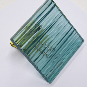 <span class=keywords><strong>Verre</strong></span> de construction en <span class=keywords><strong>verre</strong></span> trempé cannelé décoratif clair 4mm 5mm 6mm 8m - Product Image 1