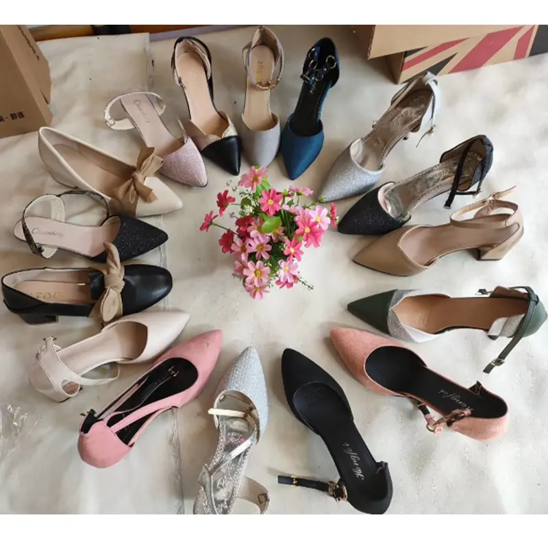 2019จีนโรงงานจำนวนมากขายส่งผู้หญิงรองเท้ารองเท้าผ้าใบแบบสบายๆสำหรับสุภาพสตรี Stocklot สำหรับอเมริกาใต้