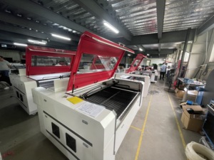 JQ 레이저 고품질 고급형 9060 1390 1610 1810 시리즈 <span class=keywords><strong>CO2</strong></span> 레이저 조각 및 절단기 중국산 - Product Image 3