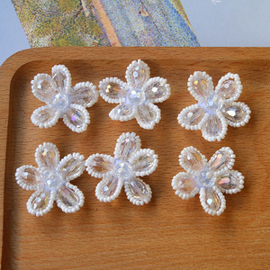 Delicadas Perlas de Cristal con Forma de Flor de 3.3*3.3cm, Base de Perlas Sueltas Hechas a Mano para Pulseras, Horquillas y Accesorios de Joyería DIY - Product Image 2