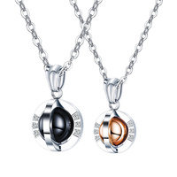 Collier de couple avec pendentif boule rotative sertie de diamants, cadeau de Saint-Valentin.