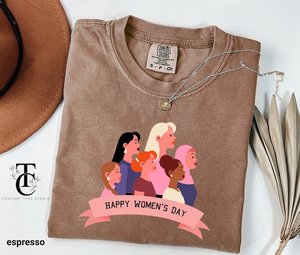 T-shirt da donna Comfort Colors 100% cotone, girocollo, manica corta, stampa con tema femminista, per la festa della donna - Product Image 1