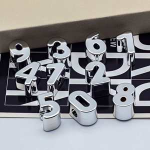 Wholesale 0-9 Silver <b>Large</b> Acrylic <b>Beads</b> Casual Number Buckle DIY Bag Handmade Beaded Keychain Pendant Making English Alphabet - Product Image 3