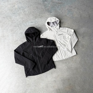 Manufacturer Custom <b>Men</b> Lightweight <b>Pullover</b> Nylon Coat Blank Design <b>Jackets</b> for <b>Men</b> Waterproof Windproof Windbreaker <b>Jackets</b> - Product Image 1