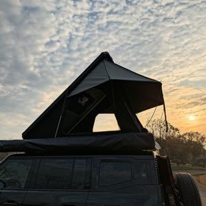 Tente de toit de voiture pour 2-3 personnes, <span class=keywords><strong>camping</strong></span> en plein air, Australie, coque rigide en aluminium triangulaire, quatre saisons, imperméable, vente en gros - Product Image 4