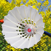 Volant de badminton professionnel Dmantis D45 avec plumes d'oie flexibles, durable, stable et équilibré pour l'entraînement et le jeu sportif
