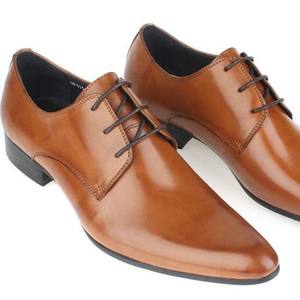 รองเท้าหนังวัวสำหรับเดินพร้อมซับในกันกลิ่นและเสริมความแข็งแรงที่ปลายรองเท้า รองเท้าหนังสำหรับผู้ชาย - Product Image 3