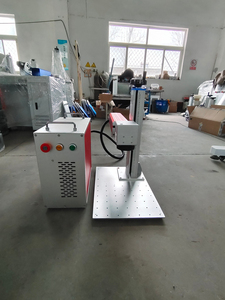 Machine de marquage laser Lot 1 poste de travail rotatif PC (Intel Core i5, 8 Go de RAM, 256 Go) 30 W 50 W 60 W JPT avec taille 200*200 mm SG7110 - Product Image 6