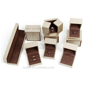 Caja de Joyería con Logotipo Personalizado para Regalo, Cierre Magnético, Diseño Impreso, Edición Día de San Valentín – Cajas de Anillos de Lujo al por Mayor - Product Image 3