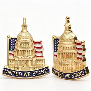 Pin Esmaltado del Edificio del Capitolio con la Frase 'United We Stand', Chapado en Oro, Recuerdo Metálico de Forma Irregular con Temática Patriótica - Product Image 2