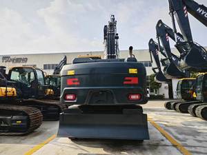 YAGUAN KAT NOUVEAU Excavatrice sur pneus Hyundai HW210 avec moteur Cummins 210w-9 21 tonnes, pelle sur pneus, certifiée CE EPA Tier 4 Euro IV HW210 - Product Image 4