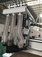 Machine de nesting CNC pour le travail du bois avec tête de perçage, système de chargement/déchargement automatique, 5 axes, broche 6KW, contrôle LNC, composants moteur essentiels