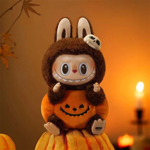 Labubu สำหรับตุ๊กตาป๊อปน่ารักตุ๊กตาตัวการ์ตูนน่ารักรูปฟักทองน่ารักของเล่นฮาโลวีนและของขวัญคริสต์มาสสำหรับเด็กผู้หญิงกล่องปริศนาพีวีซี