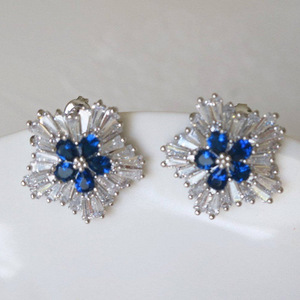 Orecchini a Forma di Fiocco di Neve per Donne, Orecchini Invernali con Pietre Scintillanti, Gioielli alla Moda, Regalo Carino, Vendita all'Ingrosso - Product Image 2