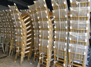 <span class=keywords><strong>Sillas</strong></span> <span class=keywords><strong>Chiavari</strong></span> Apilables Doradas, Blancas y <span class=keywords><strong>Plateadas</strong></span> para Alquiler en Bodas - Product Image 5