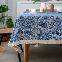 Nappe Jacquard Tissée avec Franges à Pompons, Motif Floral Papillon Bleu et Blanc, Housse de Table en Tissu Robuste pour la Vente en Gros