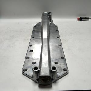 Couvercle de refroidisseur d'huile pour excavatrice HongWang 6D125 PC400-6 PC200-3 6150-61-2123 6150-61-2124 6136-61-2113 - Product Image 2