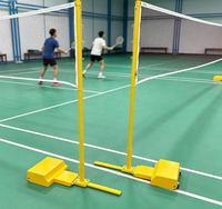 Poteau de badminton mobile avec roues, hauteur réglementaire 1,55 m, ensemble complet pour l'entraînement professionnel et les matchs
