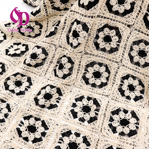 Tissu de broderie <span class=keywords><strong>au</strong></span> <span class=keywords><strong>crochet</strong></span> 100% coton avec fleurs chics et corde pour jupes d'affaires costumes nappe matériel sacs de mariage - Product Image 1