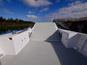 Bateau de travail en alliage d'aluminium de 18 m (60 pieds), capacité de 16 tonnes, barge de transport rapide, navire de débarquement pour les trajets entre îles, à vendre - Product Image 6