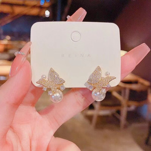 Fashion Korean Gold Plated Trendy Swan Imitation Pearl Rhinestone <b>Stud</b> <b>Earrings</b> Women's Delicate Statement Jewelry - Product Image 4