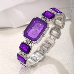 Nouvelle Montre Carrée à Quartz Décontractée pour Femme, Style Coréen, avec Bracelet en Alliage et Strass - Product Image 2