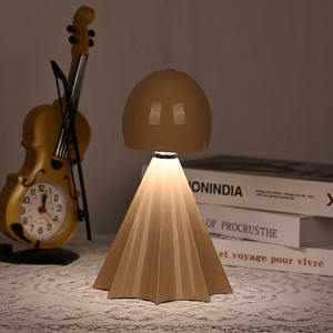 Lámpara de mesa magnética elfo creativa de gama alta para dormitorio, ambiente de sueño de lujo, luz nocturna, adornos decorativos, batería Base E26 - Product Image 4