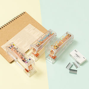 Grapadora Manual transparente de acrílico grande bonita de alta calidad Suministro de papelería único - Product Image 4