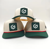 Casquette de baseball personnalisée à 5 panneaux à séchage rapide Casquette de baseball imperméable en PVC Patch Logo Performance avec trou laser mignon Chapeaux à profil haut