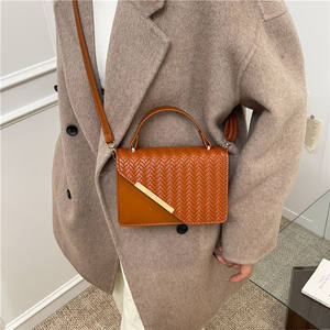 Borsa a tracolla da <span class=keywords><strong>donna</strong></span> trendy con bordo in ferro diagonale, nuova, tinta unita, piccola, quadrata, casual, con copertura singola - Product Image 5