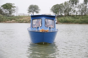 เรือครุยเซอร์ขนาดเล็ก 19 ฟุต แบบ V-Hull พร้อมห้องโดยสาร  ทำจากอะลูมิเนียมใหม่ สำหรับเดินทางทางทะเล  พร้อมท้ายเรือสำหรับขาย - Product Image 3