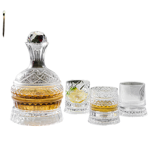 Decanter Rotante in Cristallo Senza Piombo Inciso di Lusso ed Elegante per <span class=keywords><strong>Vino</strong></span> Rosso, Vendita all'Ingrosso - Product Image 1