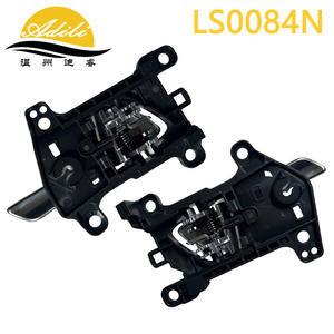 Adili - Nuevas Manijas de Repuesto para Puertas Interiores LS0084N para Hyundai Tucson 2015-2021, de Plástico y Metal en Negro y Gris - Product Image 4