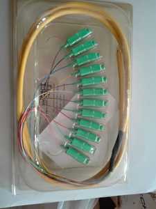 12 lõi đầy màu sắc Bím Tóc SC/APC SC/UPC lcapc lcupc SM 1.5m sợi quang bó <span class=keywords><strong>Pigtail</strong></span> 0.9mm LSZH - Product Image 4