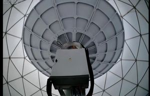 Radôme à cadre spatial en métal haute performance de 5m avec résistance au vent et protection contre la pluie/la neige pour les systèmes d'antennes de communication - Product Image 6