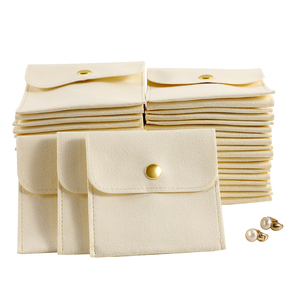 PUPPYSEW Paquete de 40 Bolsas de Joyería Beige de 8x8cm, Microfibra, para Pulseras, Aretes y Anillos, Sin Logotipo, Envío Rápido - Product Image 1