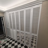 Stores en bois massif sur mesure, persiennes respirantes, portes et fenêtres, portes coulissantes et pliantes de style européen-américain, horizontales