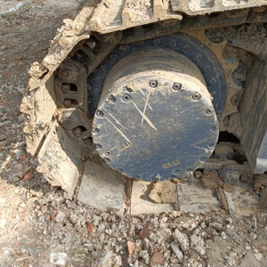 รถขุด SK200D kobelco มือสองประสิทธิภาพสูงพร้อมเครื่องยนต์ของ Isuzu และส่วนประกอบหลักสำหรับโครงการก่อสร้าง - Product Image 3