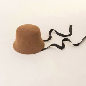 หมวกบักเก็ตทำจากผ้าขนสัตว์ 100% ปรับแต่งได้ตามสั่ง ขายส่ง แฟชั่นฤดูใบไม้ร่วงและฤดูหนาวใหม่สำหรับเด็กผู้หญิง เหมาะสำหรับเล่นกีฬา กิจกรรมกลางแจ้ง และใช้ในชีวิตประจำวัน - Product Image 2