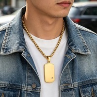 Collier pendentif carré en acier inoxydable incrusté de cristaux, bijou de cou minimaliste étanche style hip-hop pour homme, idéal pour le quotidien et les cadeaux