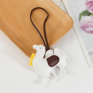 Porte-clés en cuir personnalisé Boshiho, fait main, avec pendentif poney mignon, pour femme, idéal pour sac à main - Product Image 5